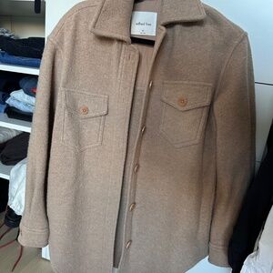 Aritiza Wilfred Free "The Ganna" Shirt Jacket - Tan/Camel - XS